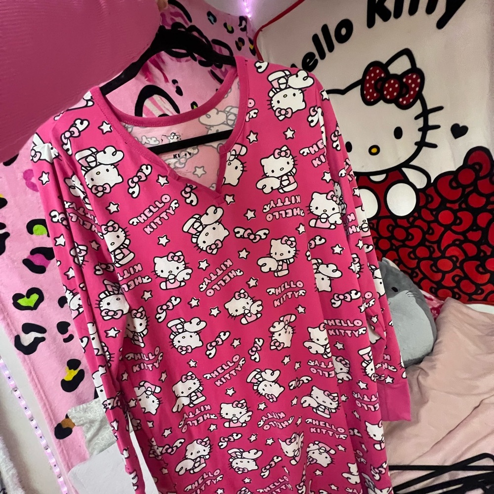 Hello Kitty Pink Nightgown for Kids